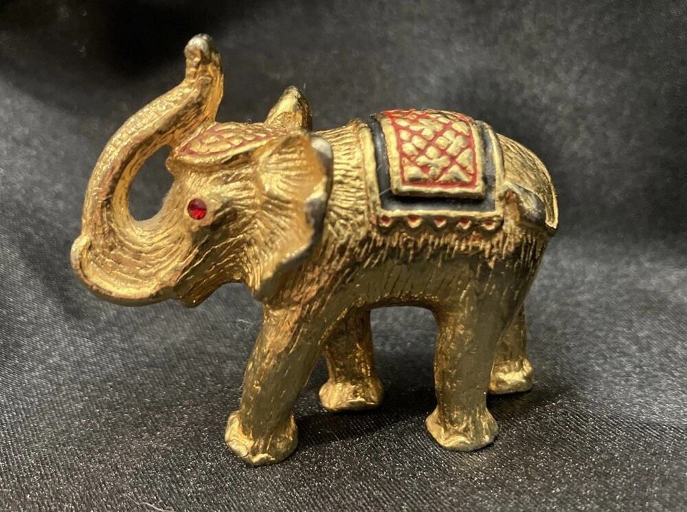 Circus Elephant Paper Weight Figurine Red Rhinestone Crystal Eyes Gold Tone